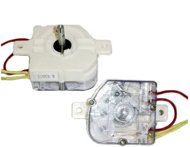 [TI3491] RELOJ LAVADO 3 CABLES CON PUENTE OREJA RECTA